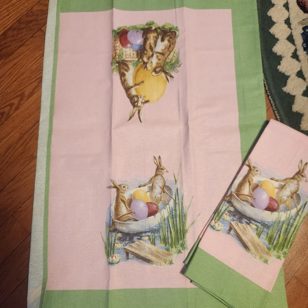 2 Williams Sonoma tea towels nwt Easter Set